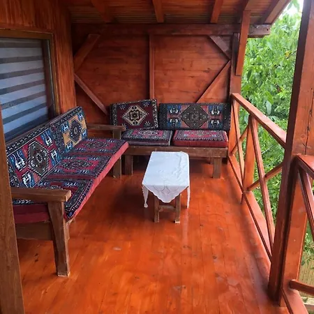 Sapanca Kanarya Doga Evleri סקרייה